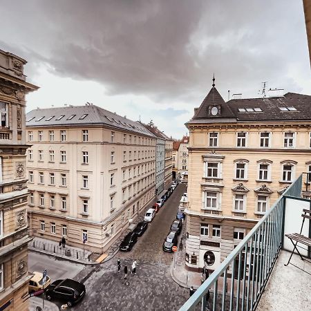 Turnkey I Vintage Terrace Apartment Praga Exterior foto
